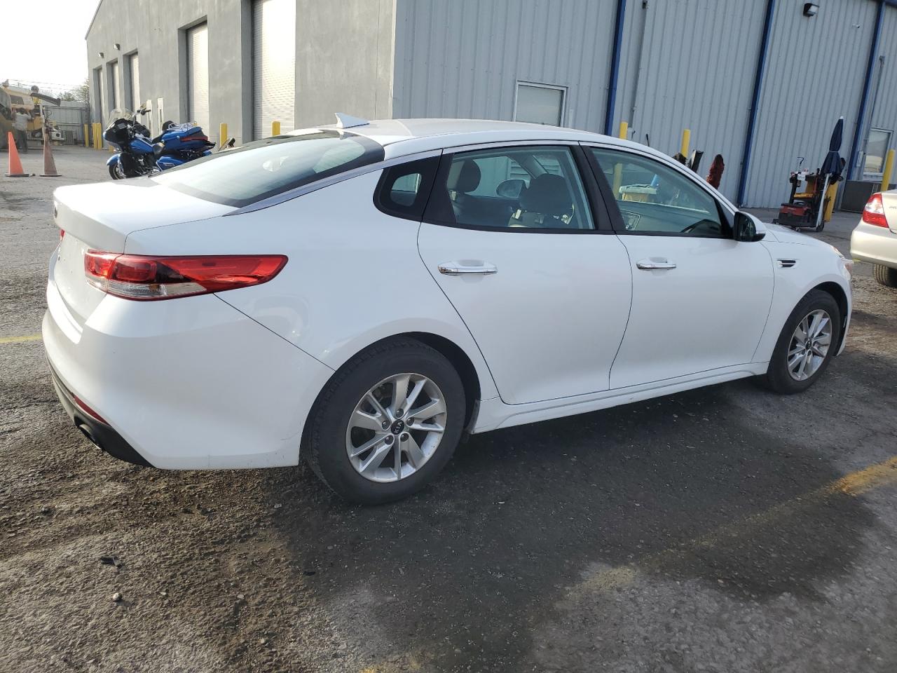 2016 Kia Optima - Image 3