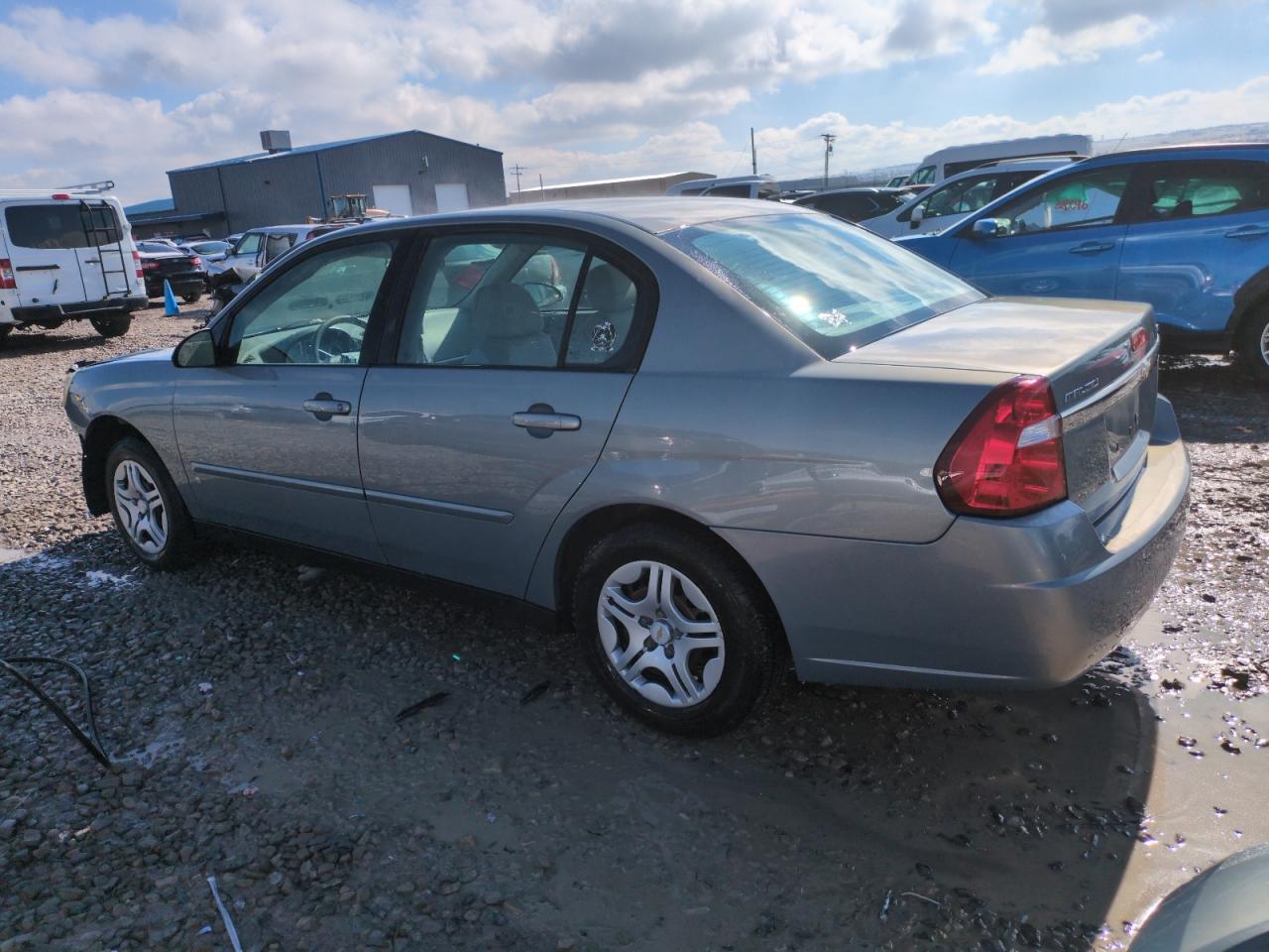 2007 Chevrolet Malibu - Image 2