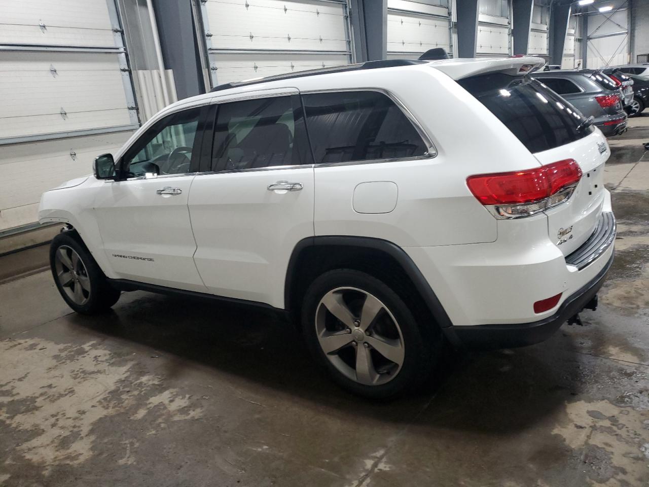2016 Jeep Grand Cherokee - Image 2