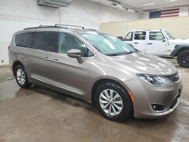  CHRYSLER PACIFICA 2017 tan