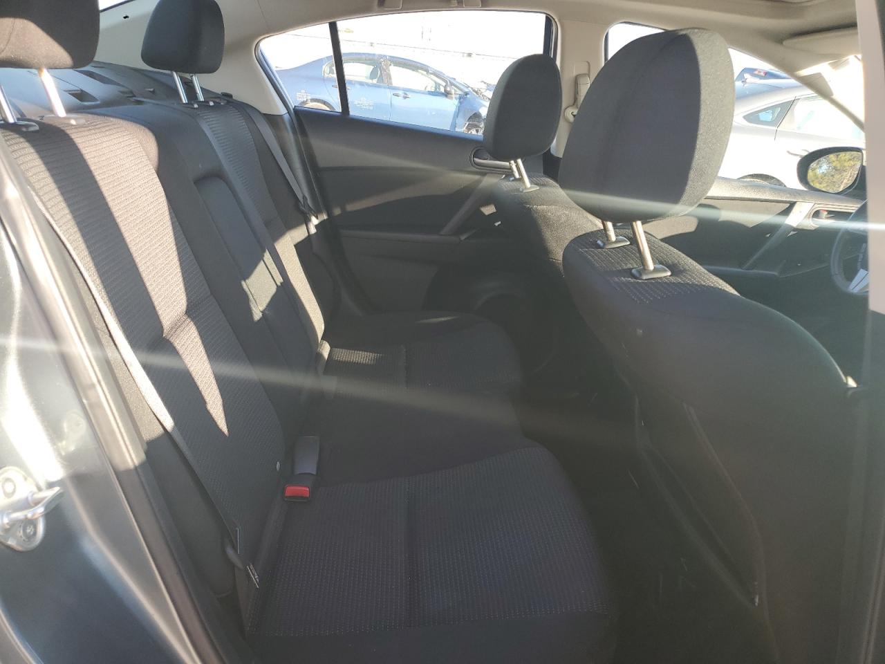 2012 Mazda 3 - Image 10