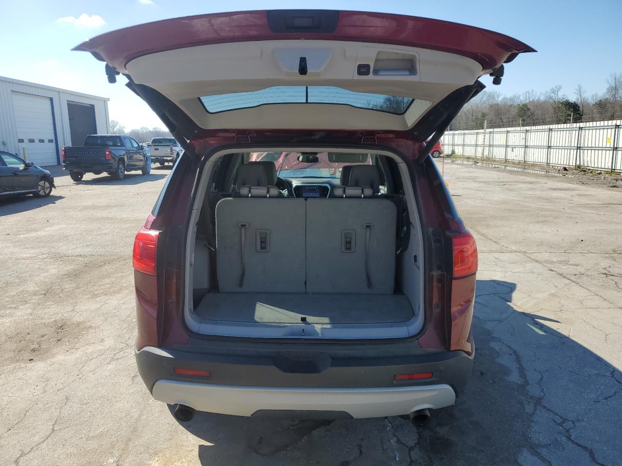 2017 GMC Acadia - Image 6