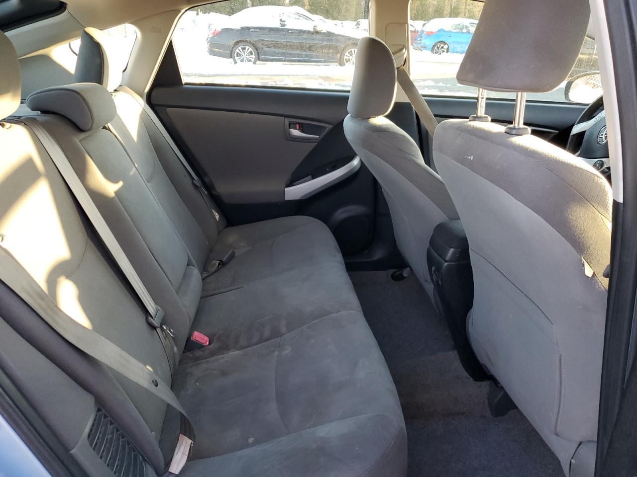 2012 Toyota Prius - Image 10
