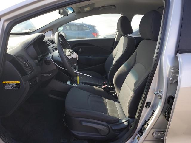  KIA RIO 2015 Серебристый