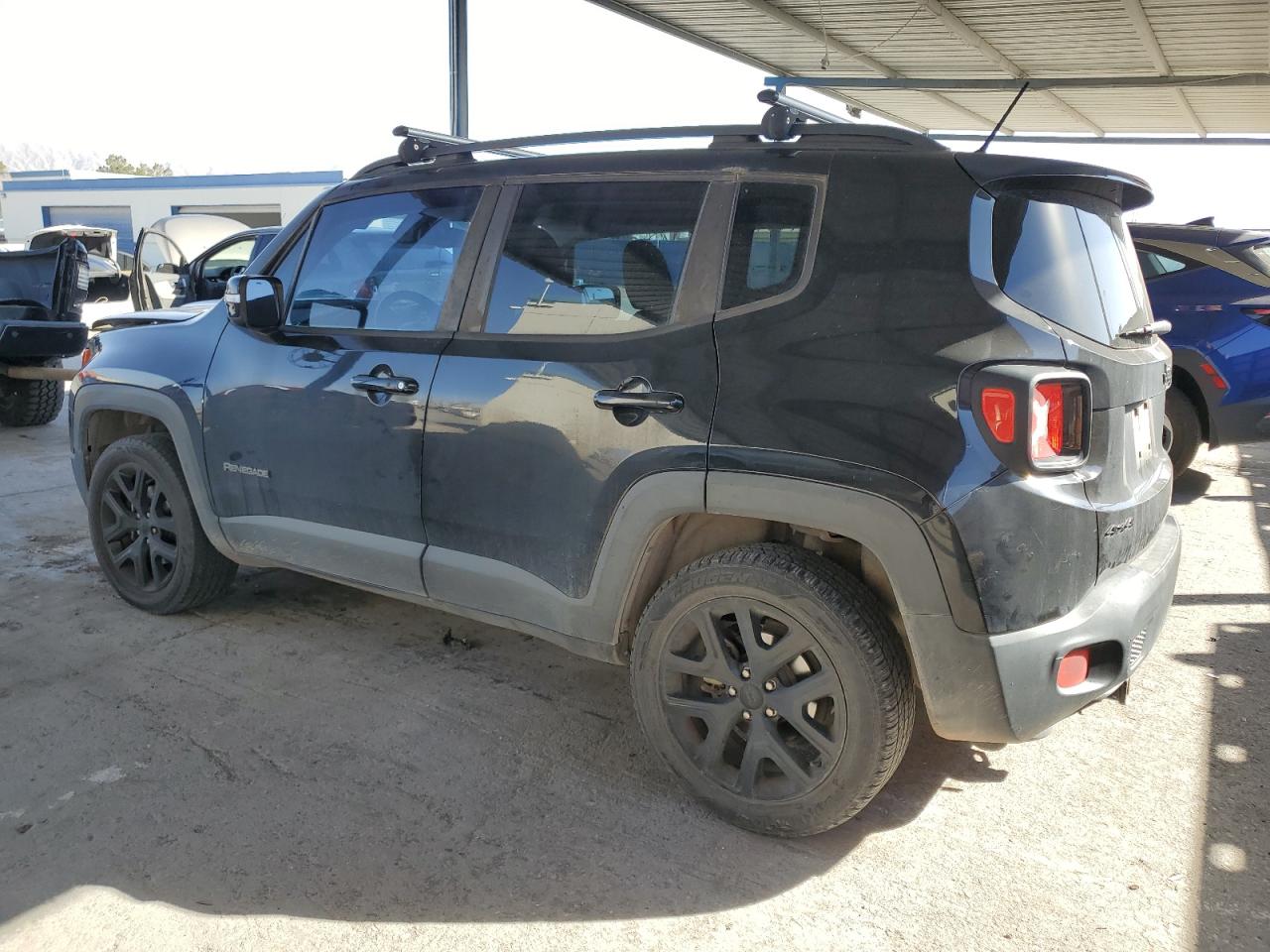 2016 Jeep Renegade - Image 2