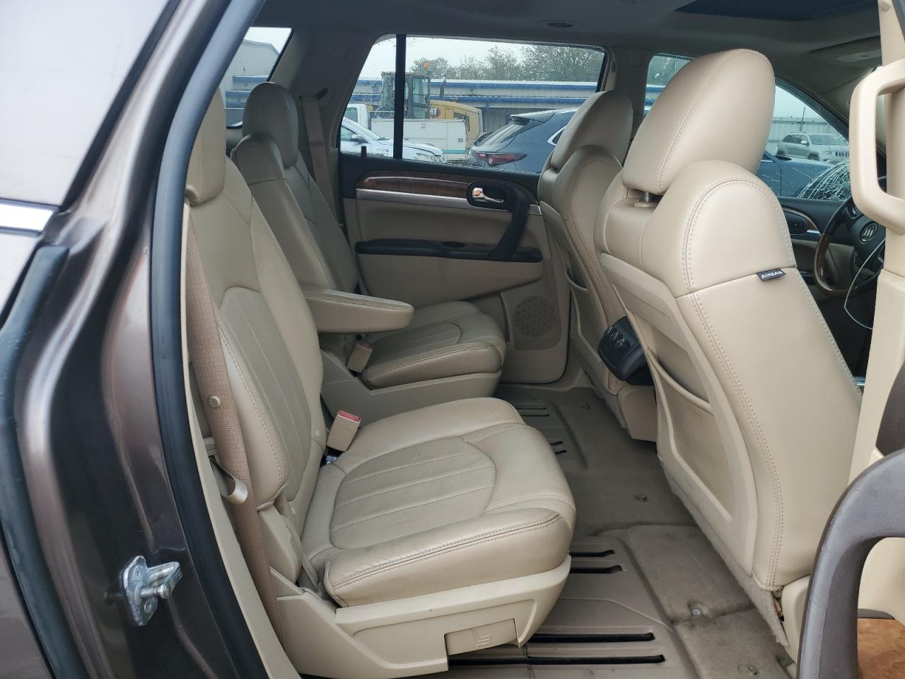 2010 Buick Enclave - Image 11