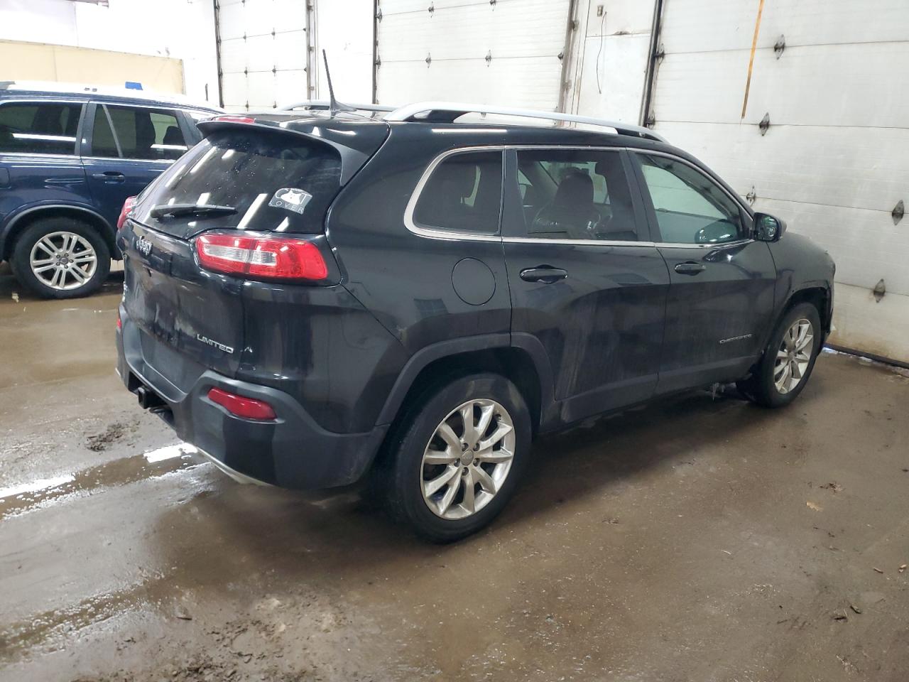2016 Jeep Grand Cherokee - Image 3