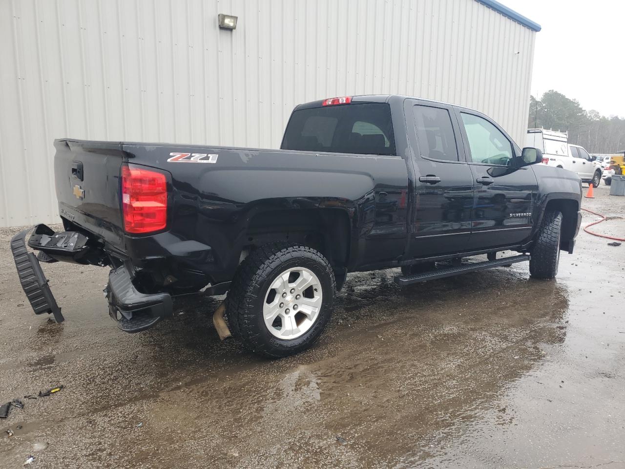 2017 Chevrolet Silverado - Image 3