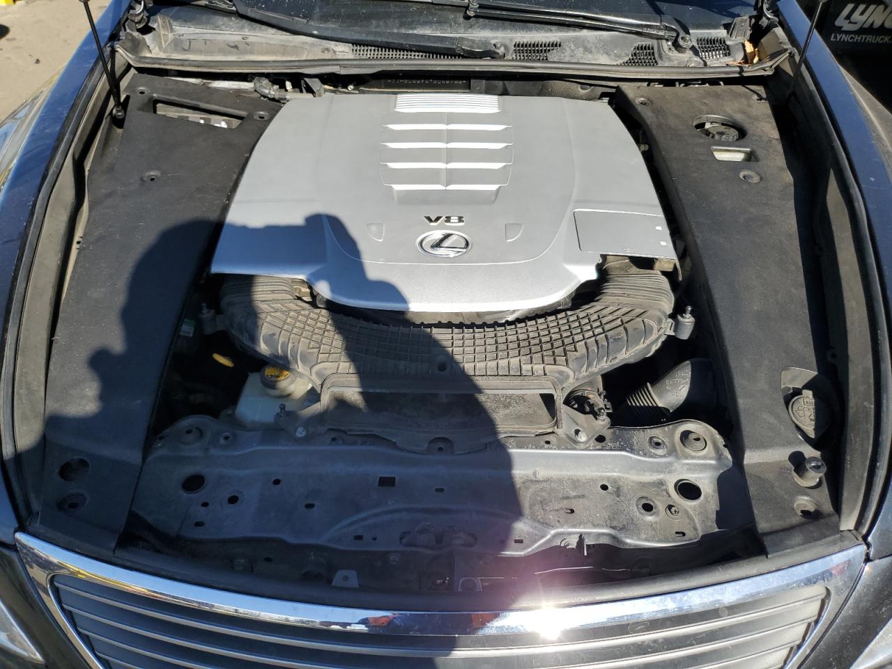 2007 Lexus LS - Image 11