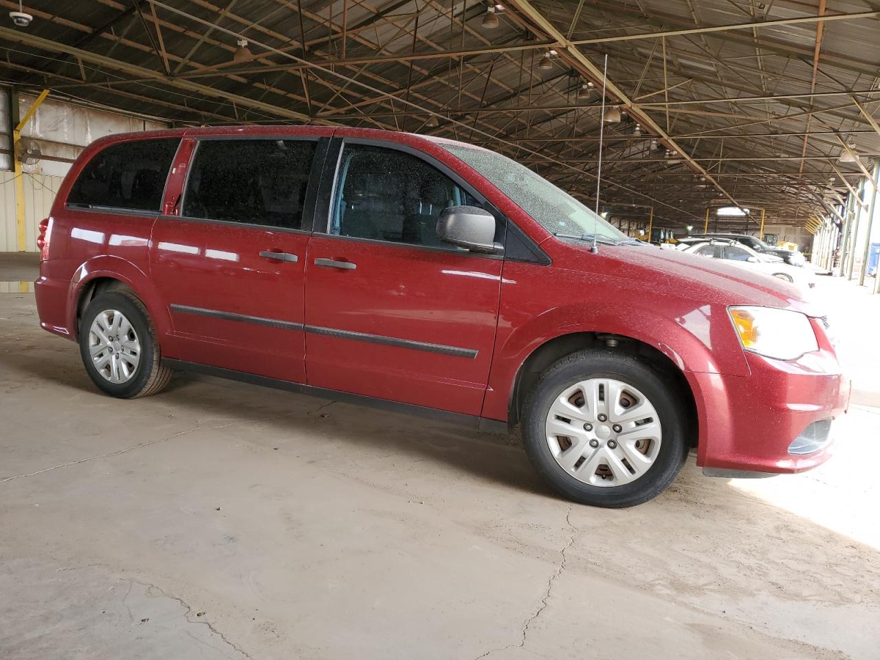 2016 Dodge Caravan - Image 4