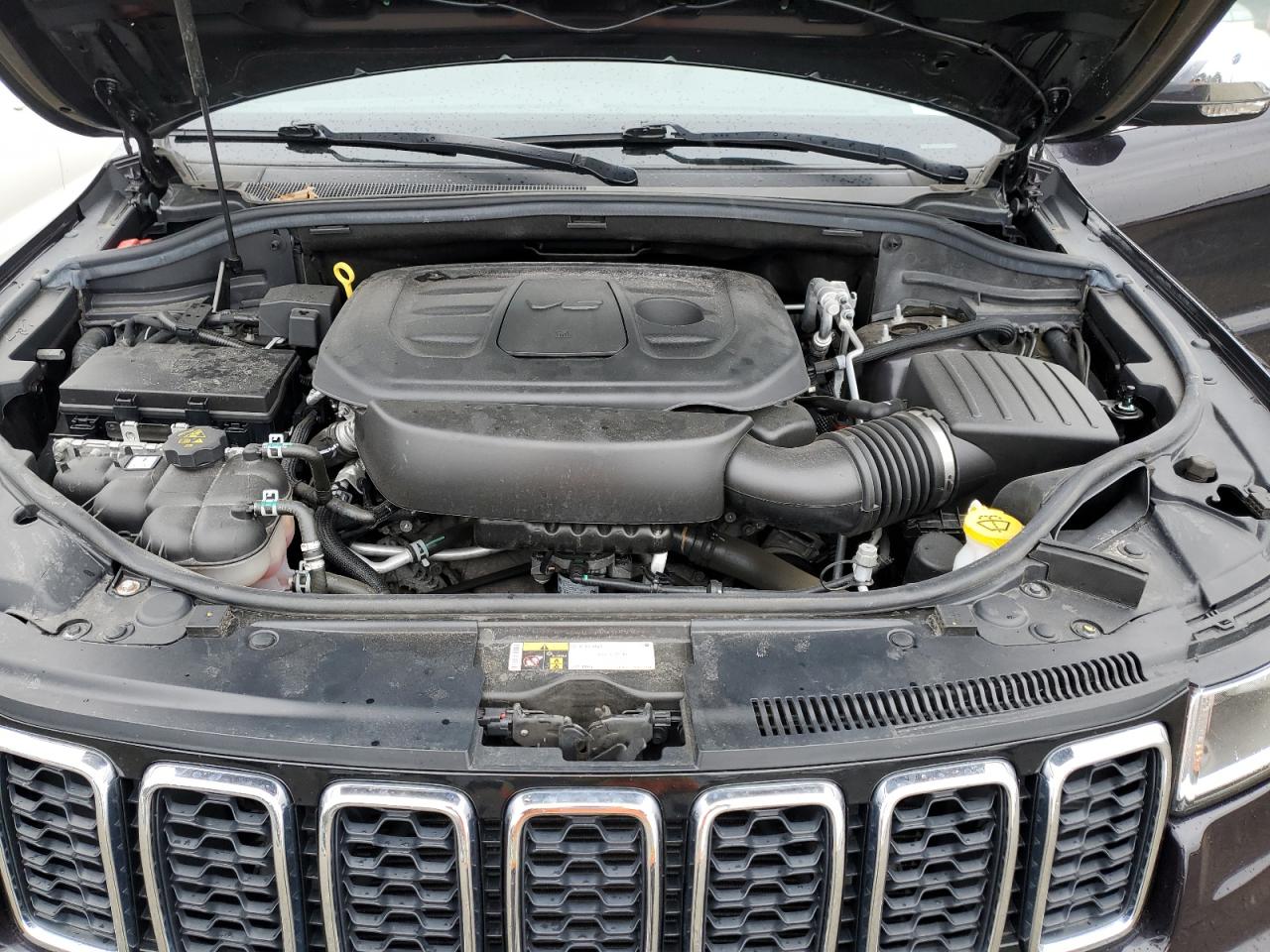 2021 Jeep Grand Cherokee - Image 12