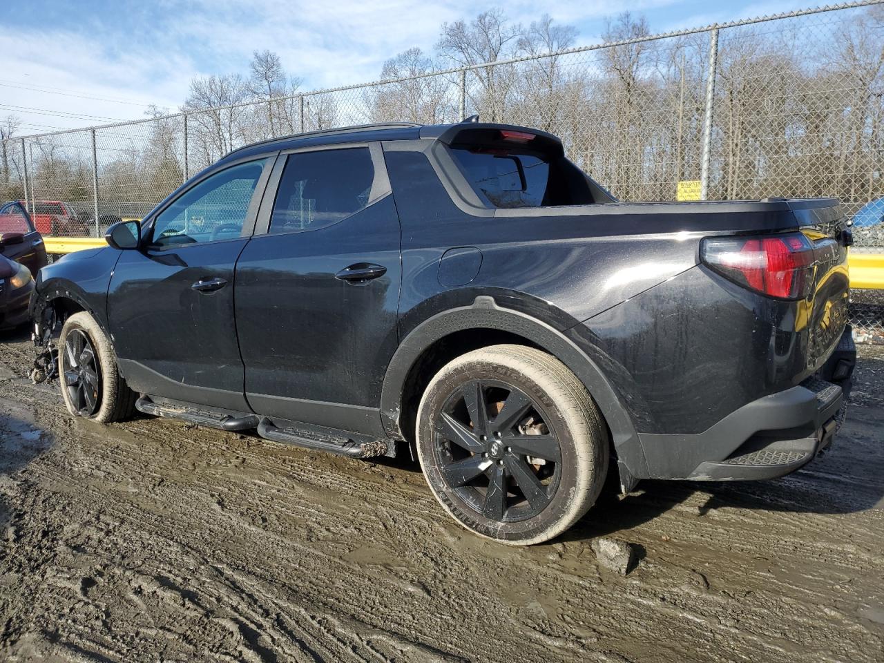 2023 Hyundai Santa Cruz - Image 2