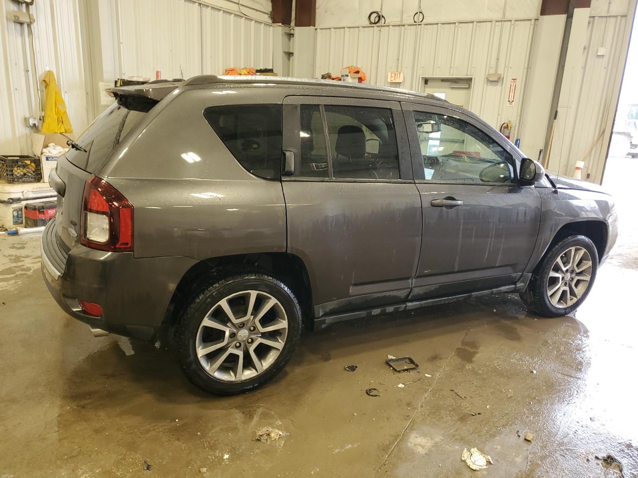 2016 Jeep Compass - Image 3
