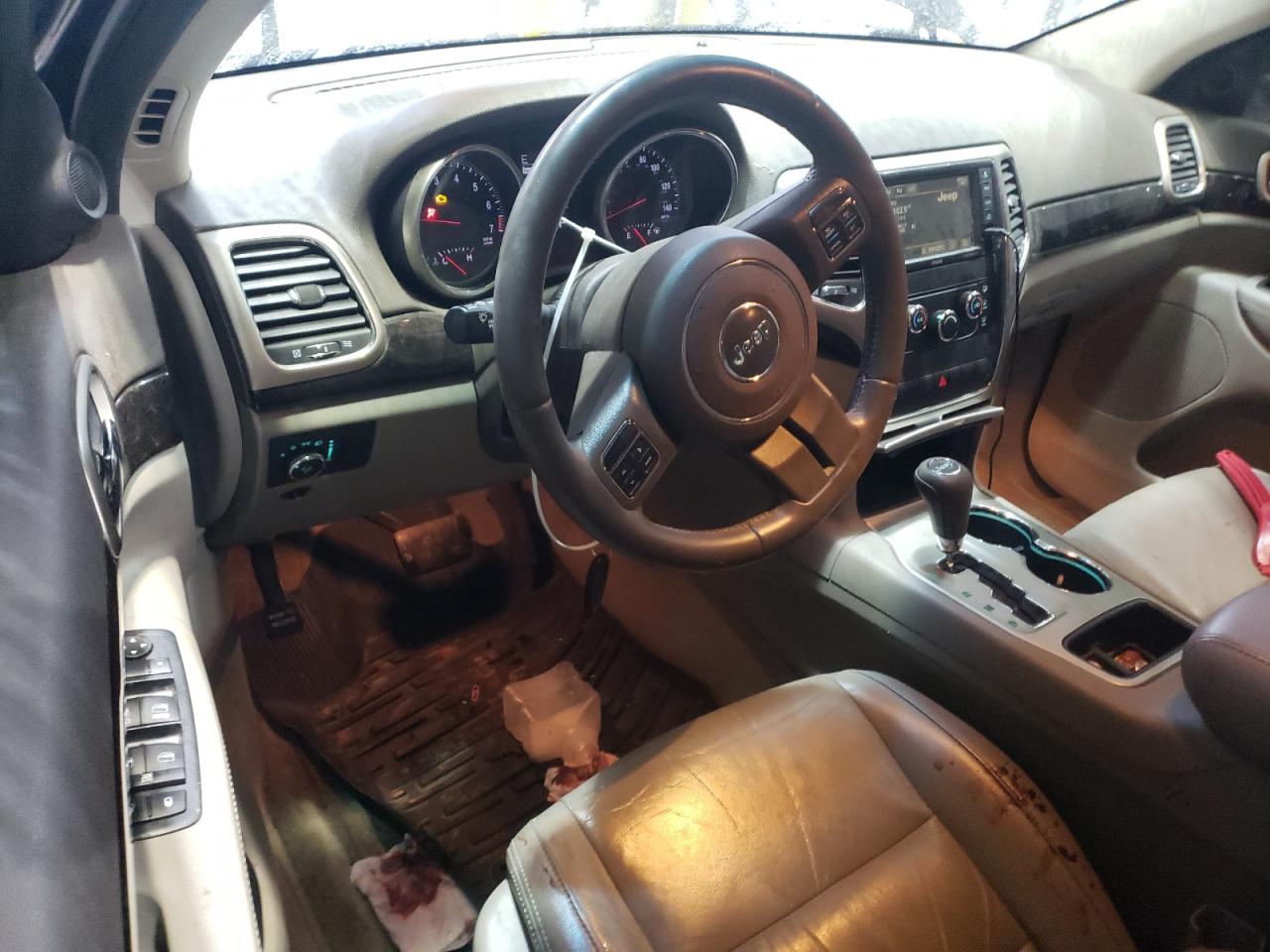 2013 Jeep Grand Cherokee - Image 8