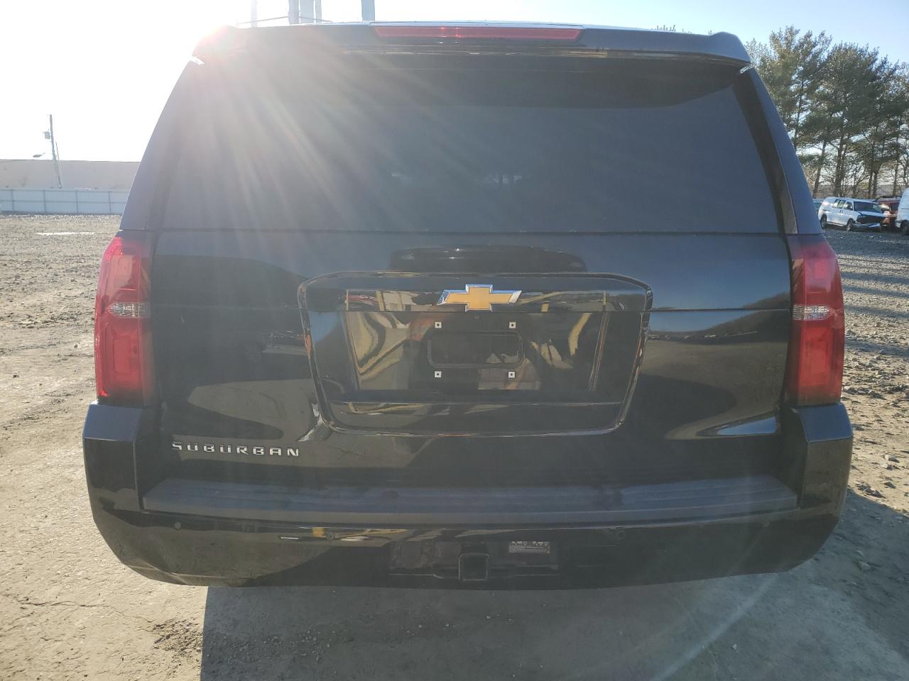 2015 Chevrolet Suburban - Image 6