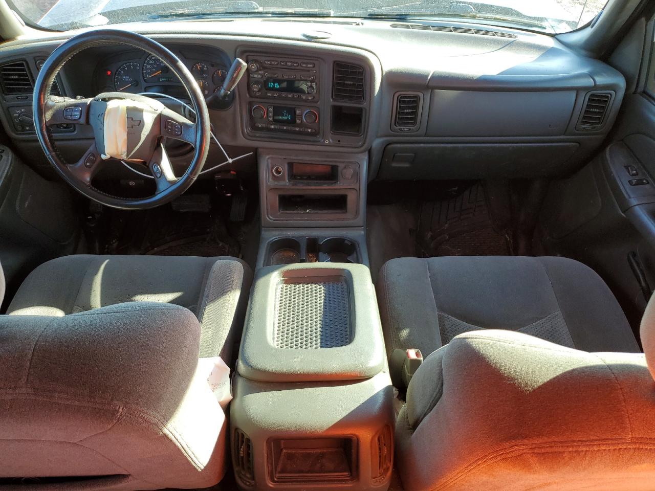 2005 Chevrolet Silverado - Image 8