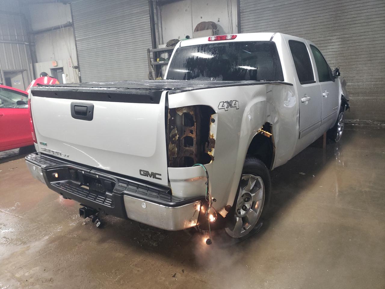 2011 GMC Sierra - Image 3