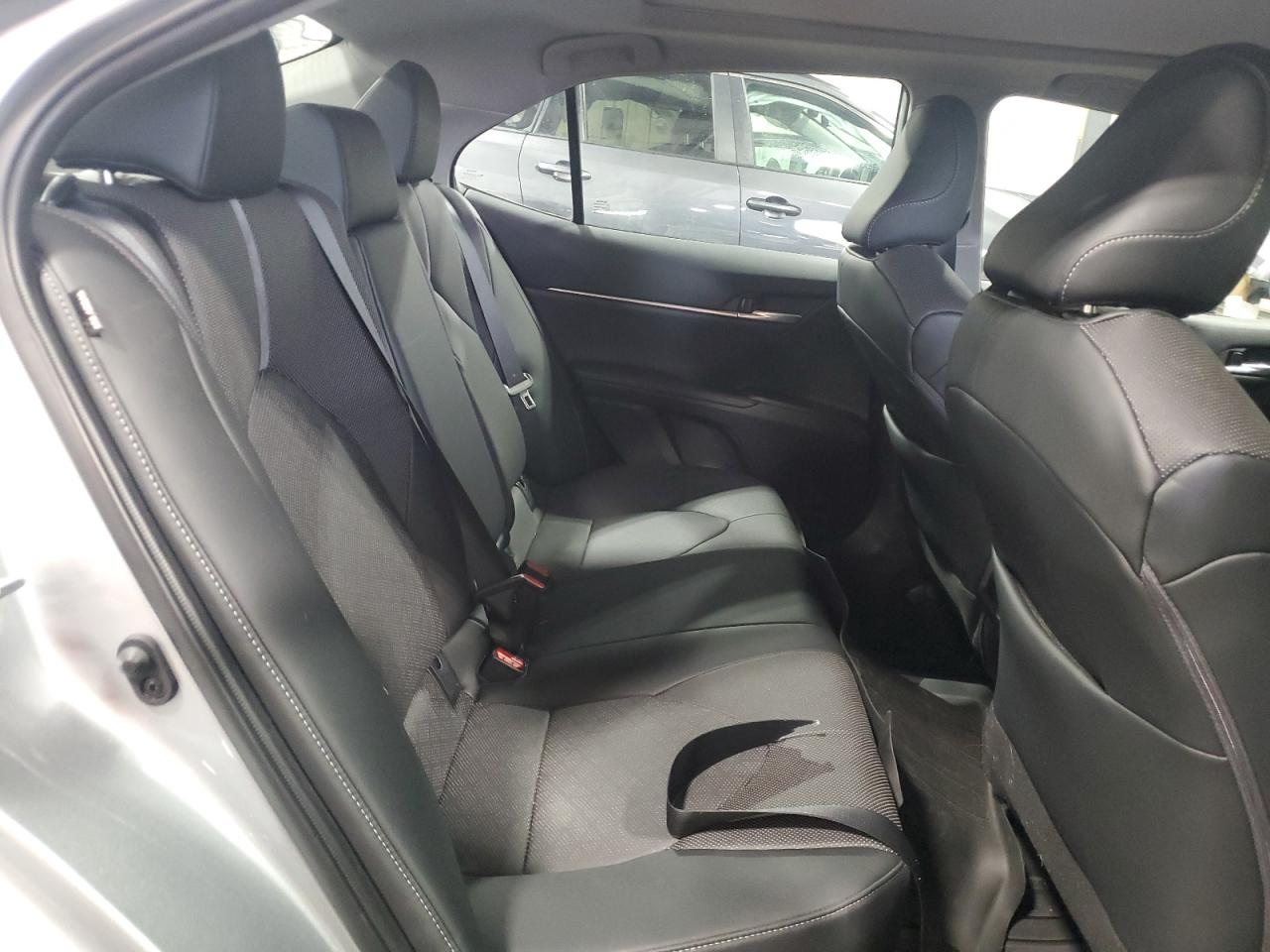2023 Toyota Camry - Image 10
