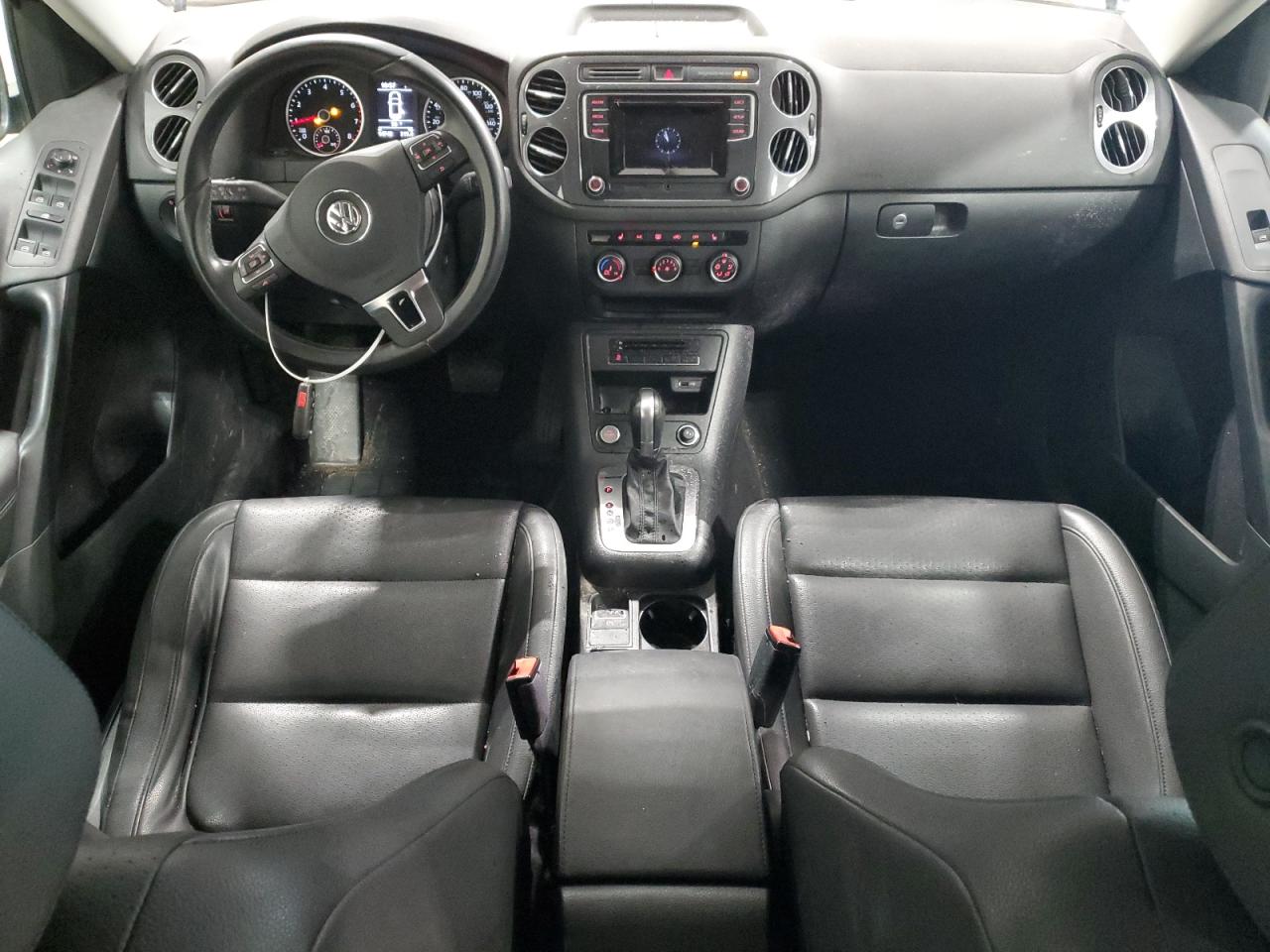 2016 Volkswagen Tiguan - Image 8