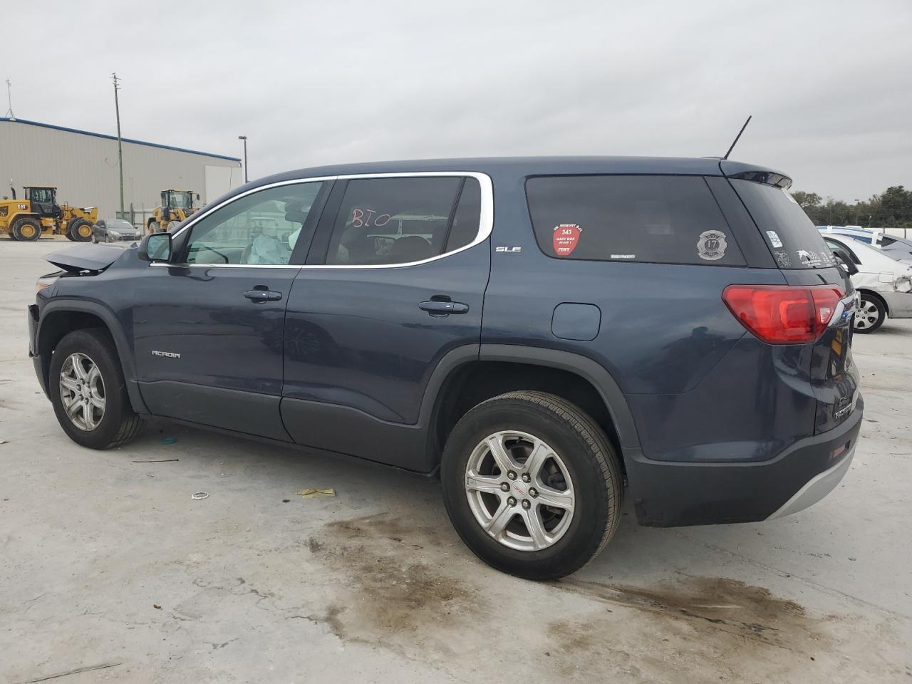 2019 GMC Acadia - Image 2