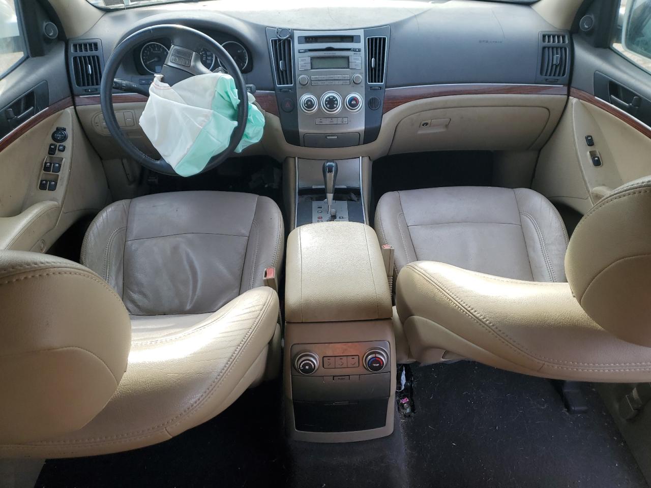 2010 Hyundai Veracruz - Image 8