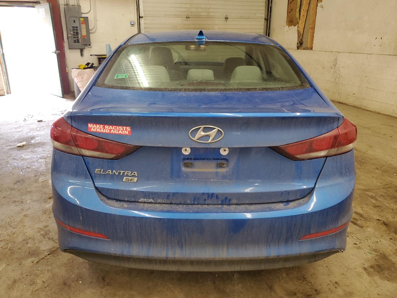 2017 Hyundai Elantra - Image 6