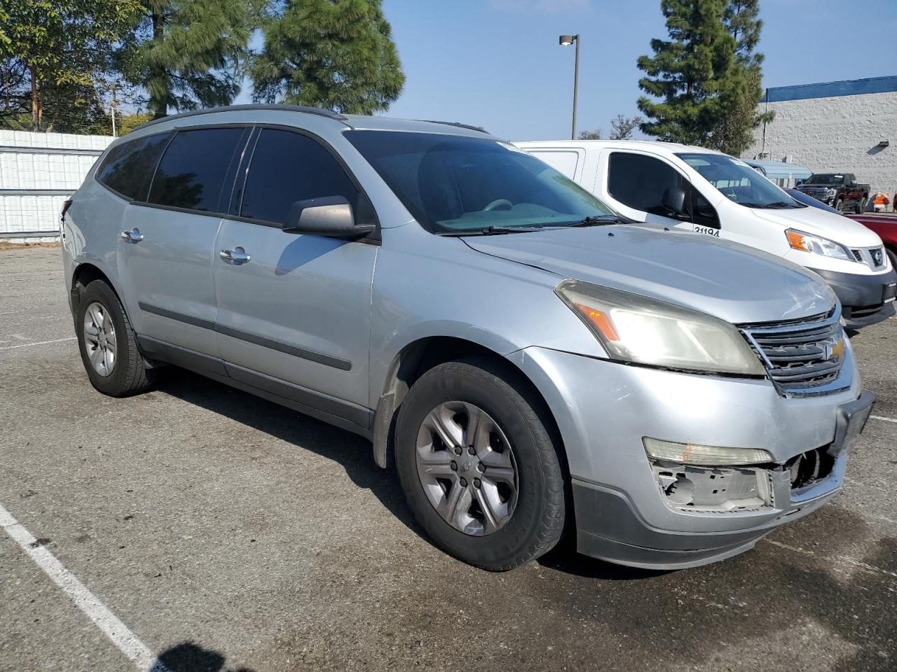 2014 Chevrolet Traverse - Image 4