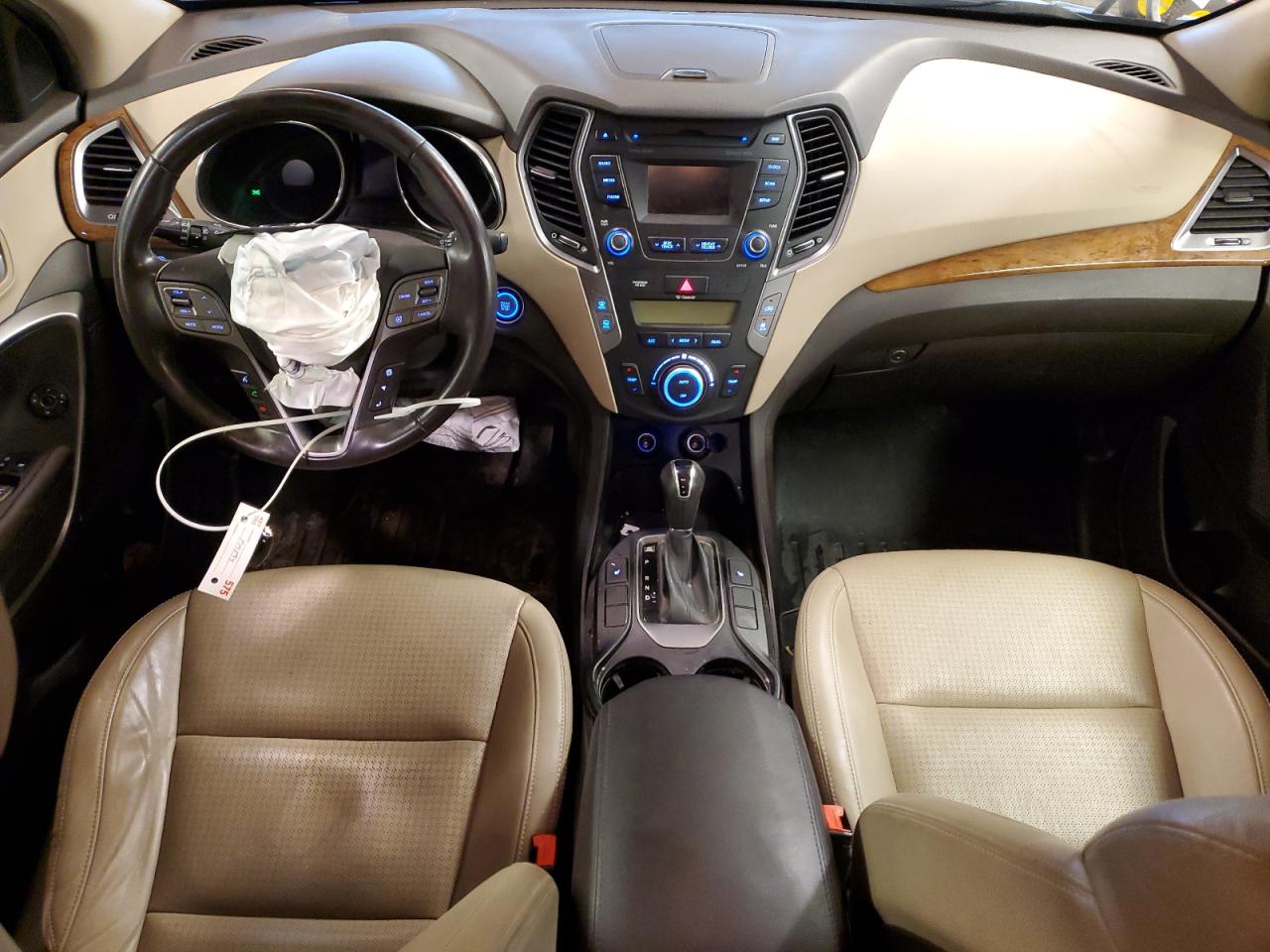 2014 Hyundai Santa Fe - Image 8