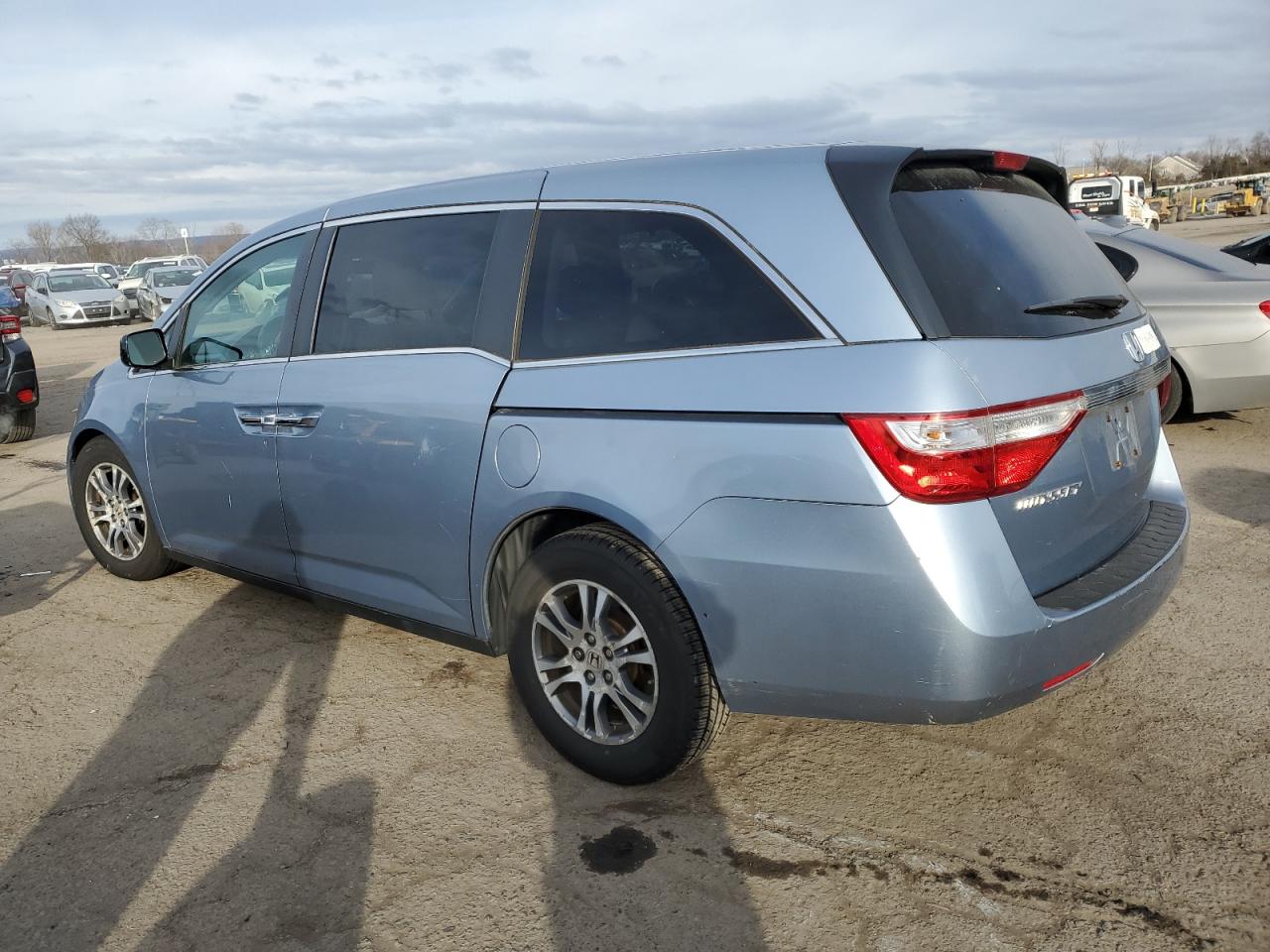 2012 Honda Odyssey - Image 2