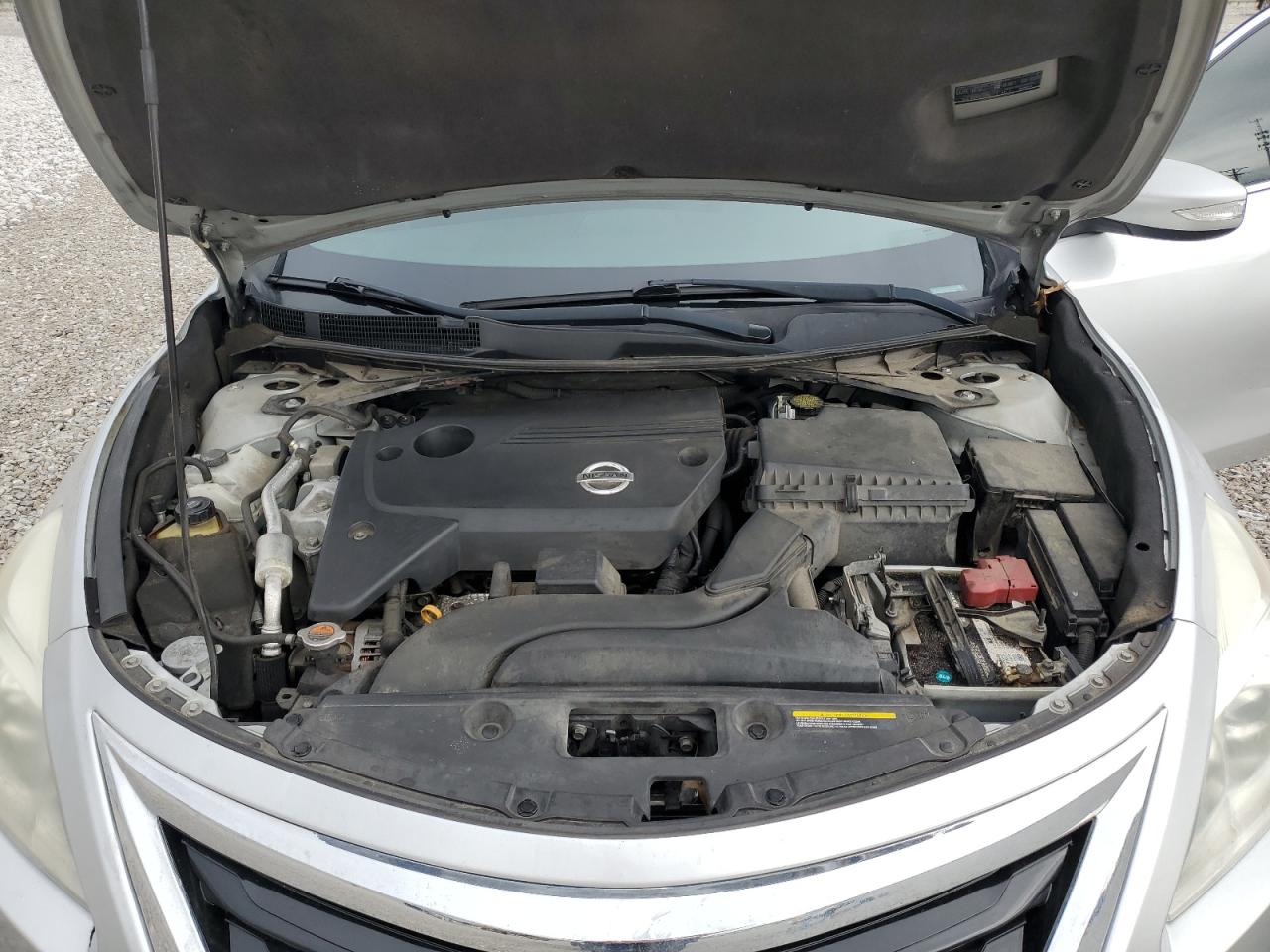 2014 Nissan Altima - Image 12
