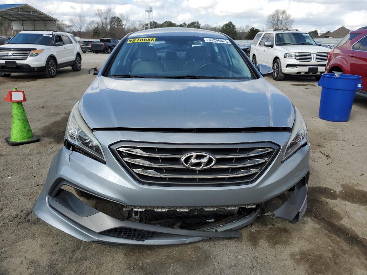 2015 Hyundai Sonata - Image 5