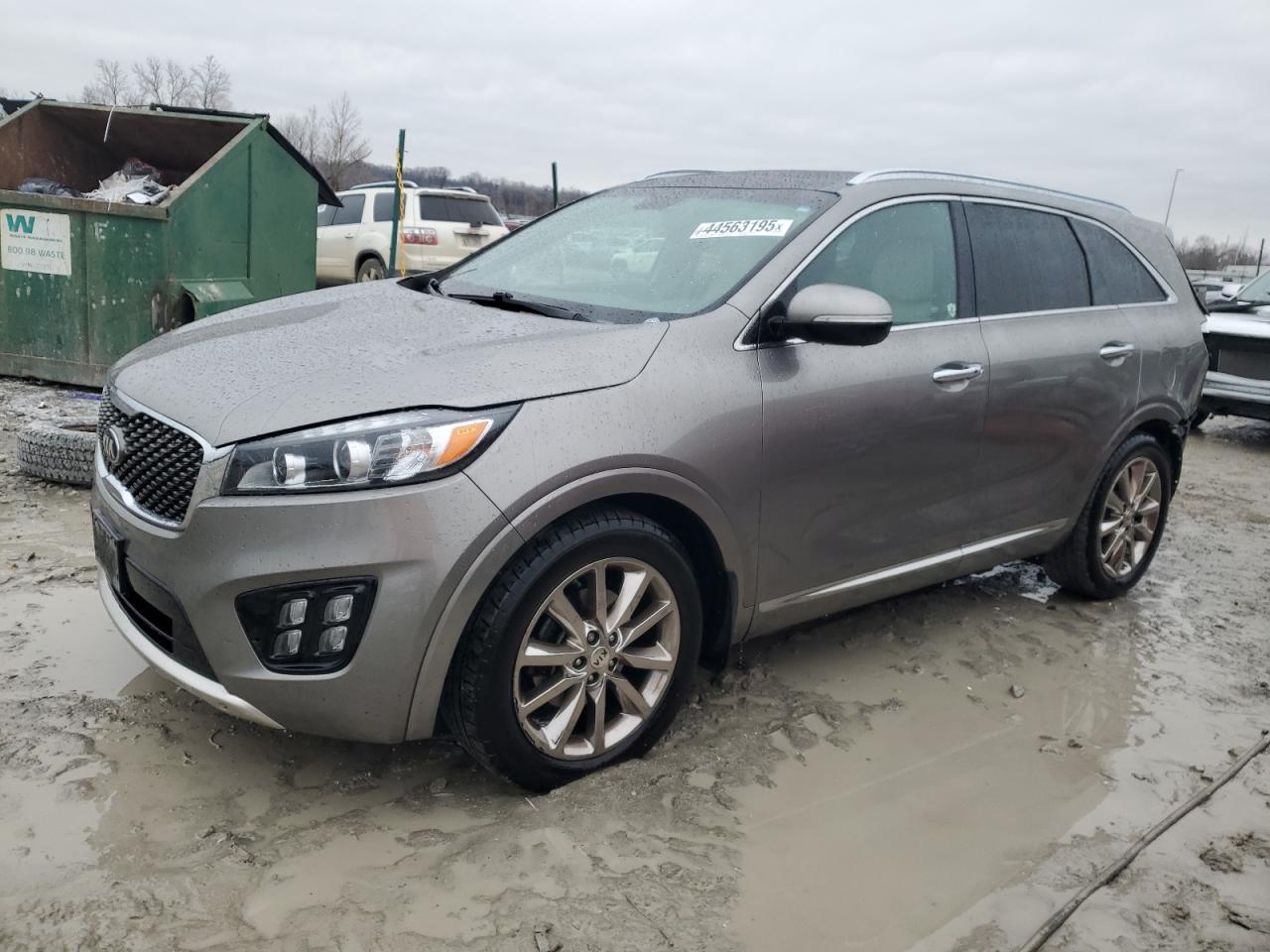 2016 Kia Sorento - Image 1