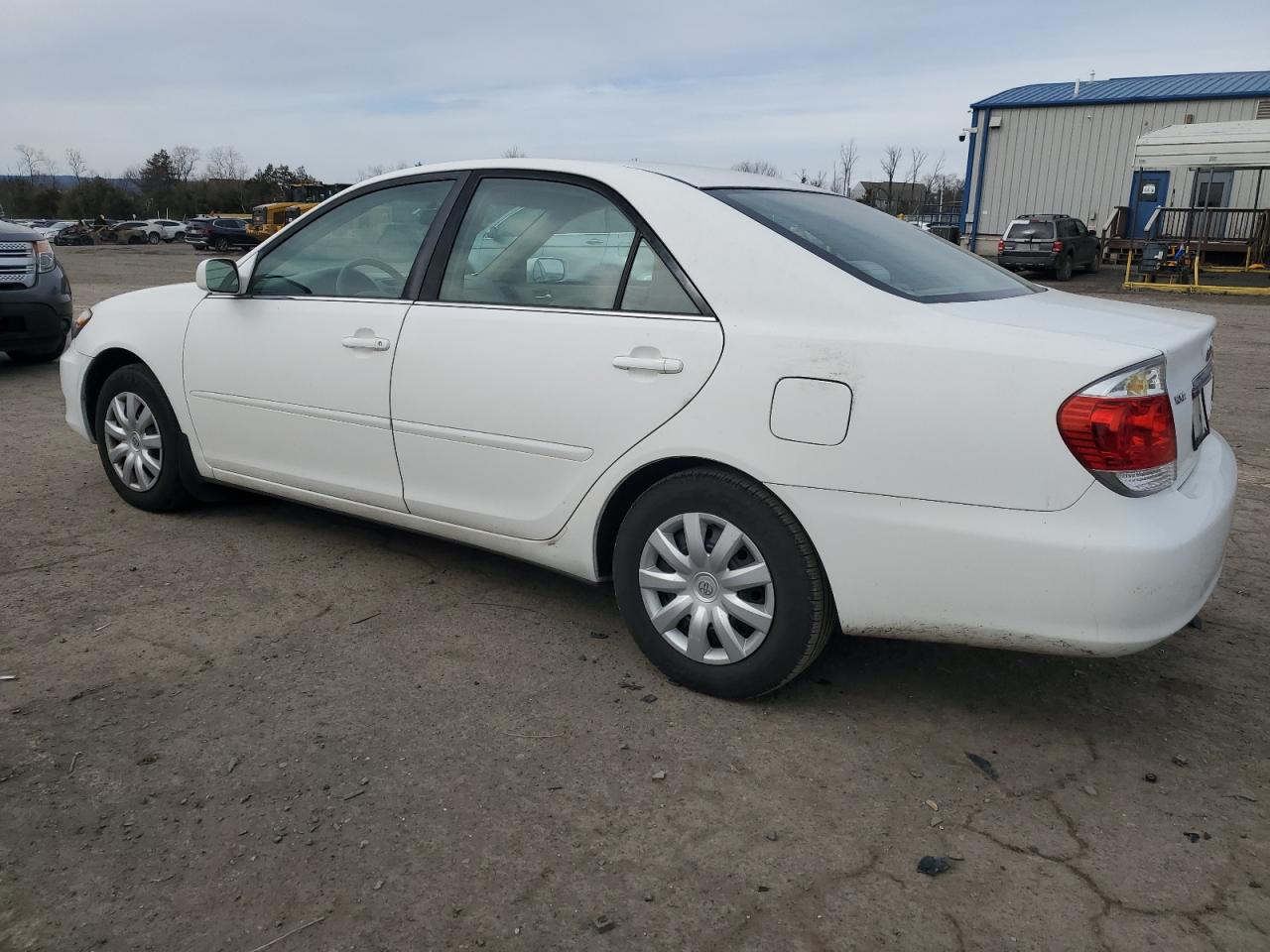 2006 Toyota Camry - Image 2