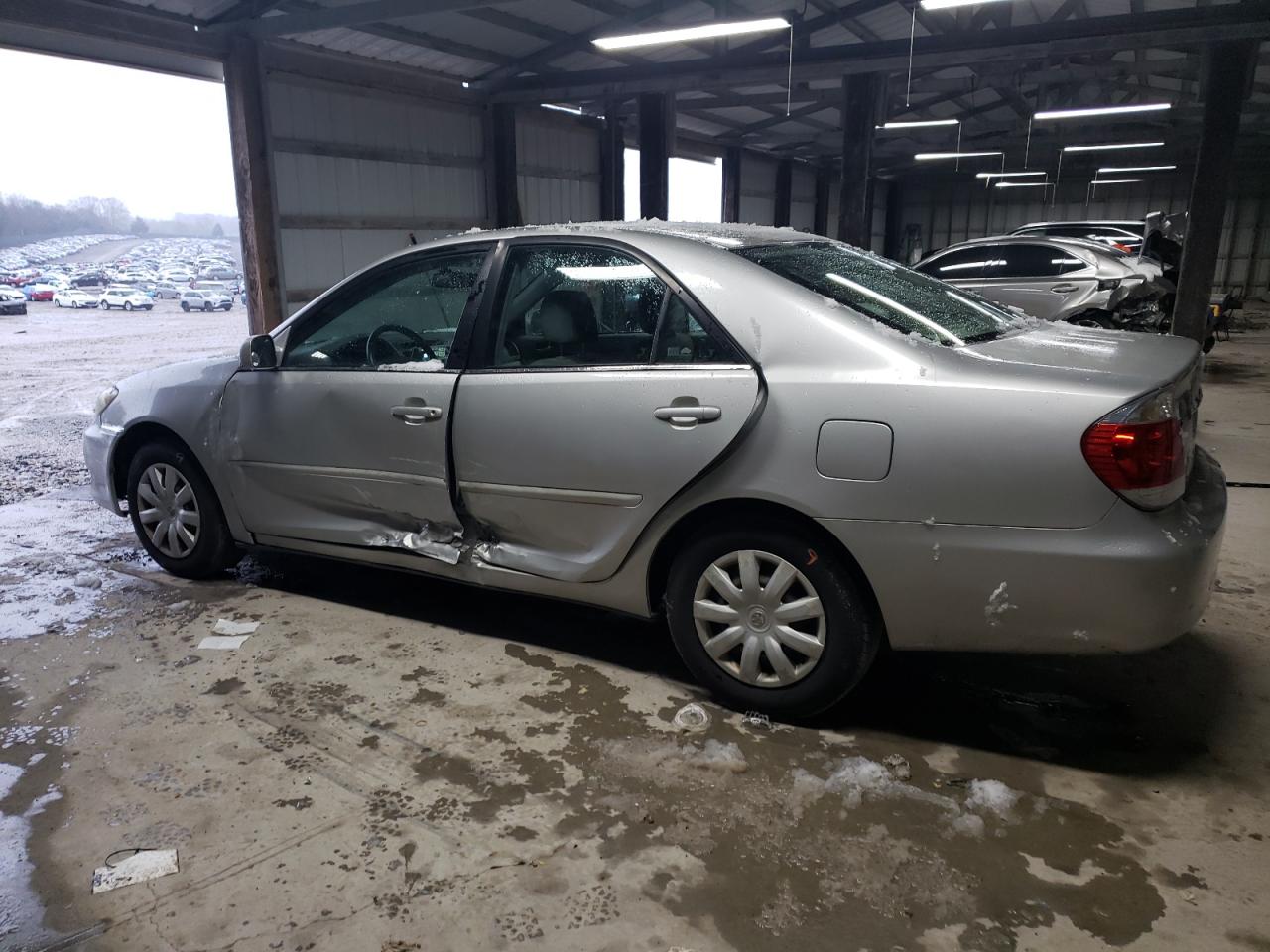 2006 Toyota Camry - Image 2