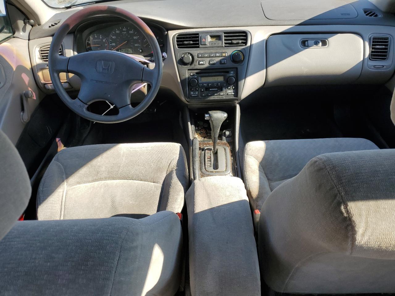 2001 Honda Accord - Image 8