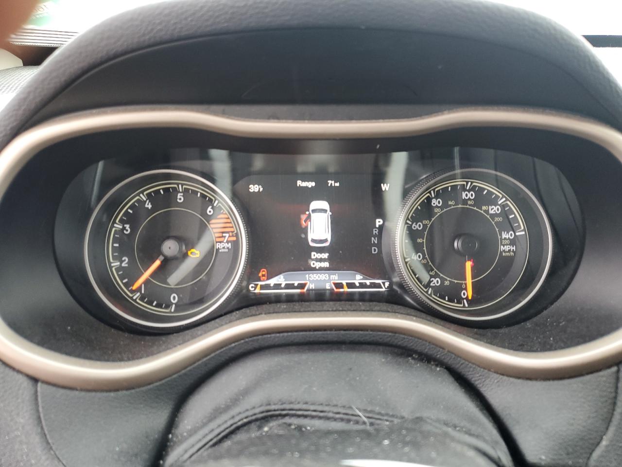 2016 Jeep Grand Cherokee - Image 9