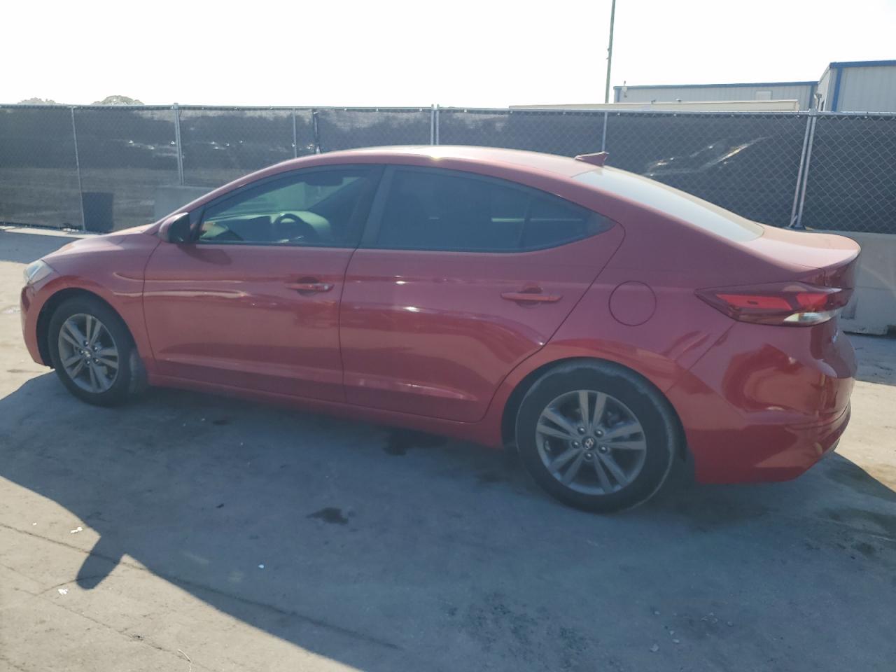 2018 Hyundai Elantra - Image 2