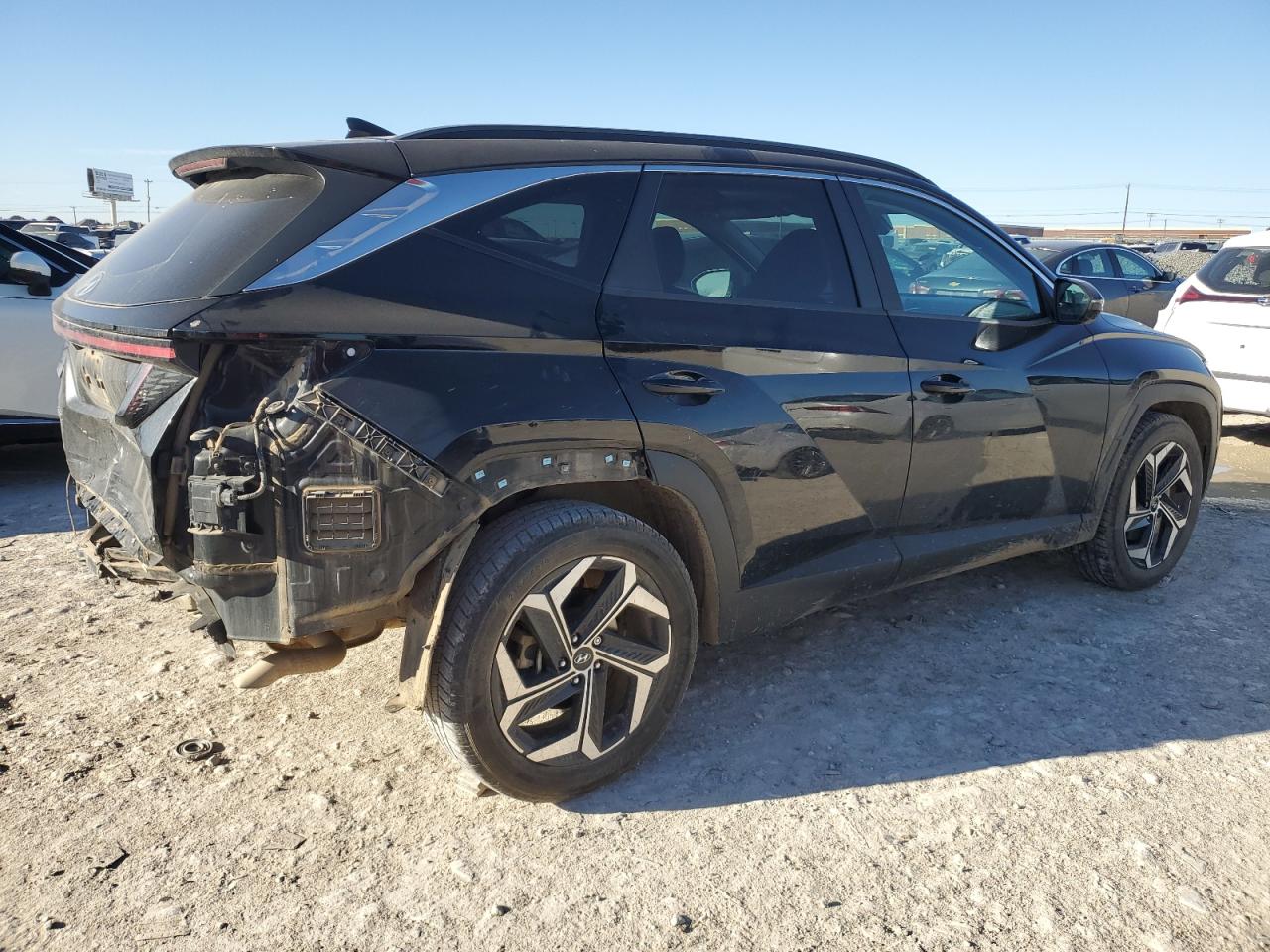 2022 Hyundai Tucson - Image 3