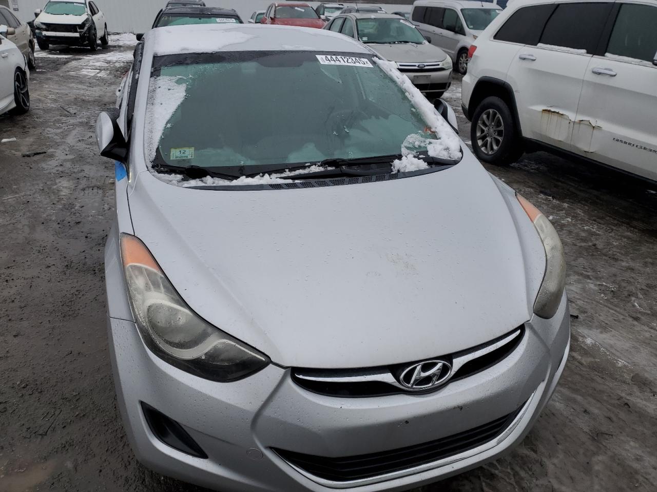 2012 Hyundai Elantra - Image 5