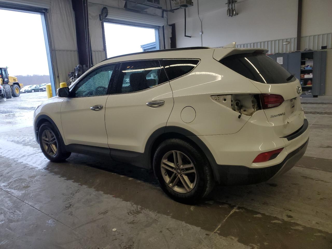 2018 Hyundai Santa Fe - Image 2