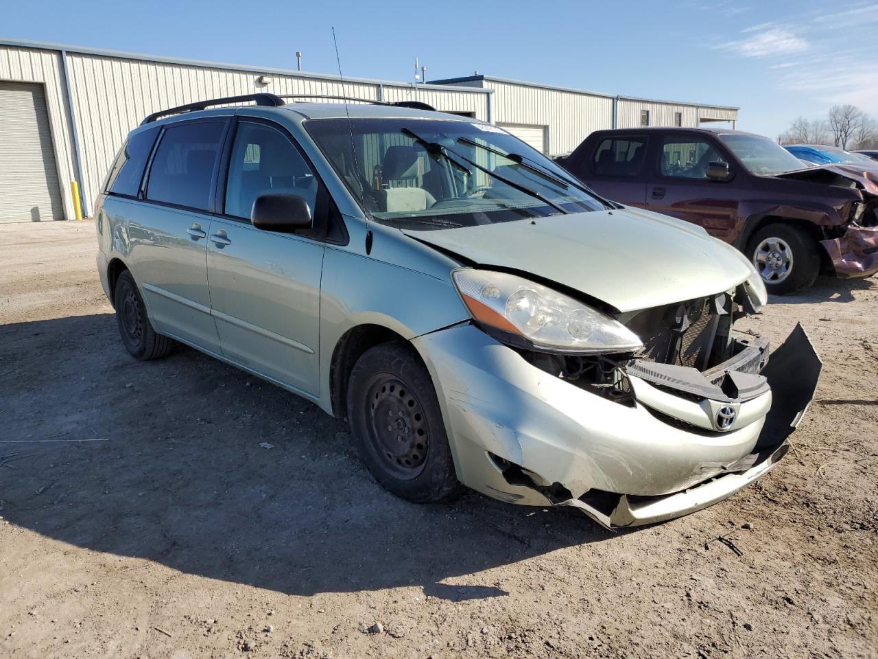 2009 Toyota Sienna - Image 4