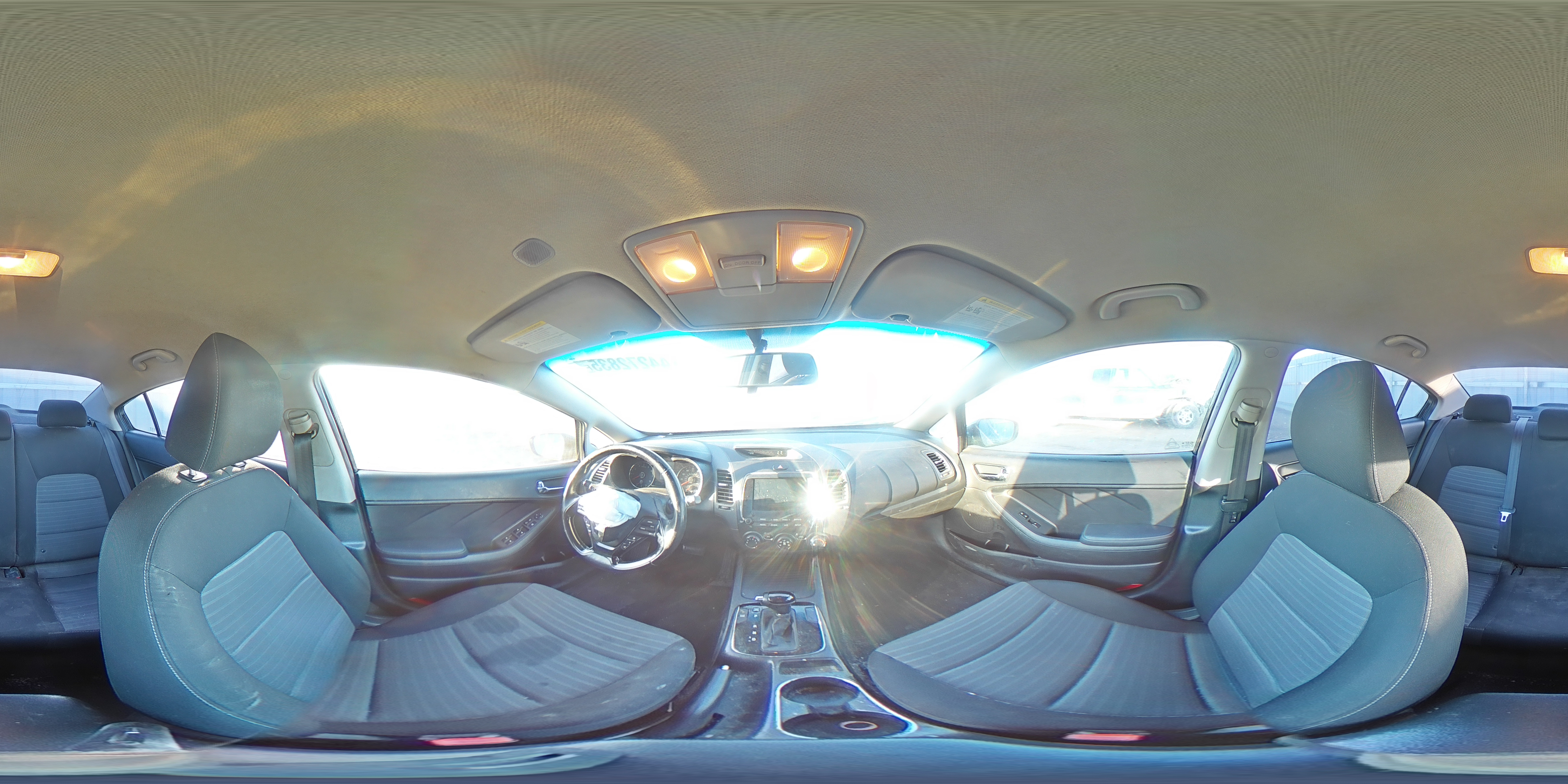 2017 Kia Forte - Image 12