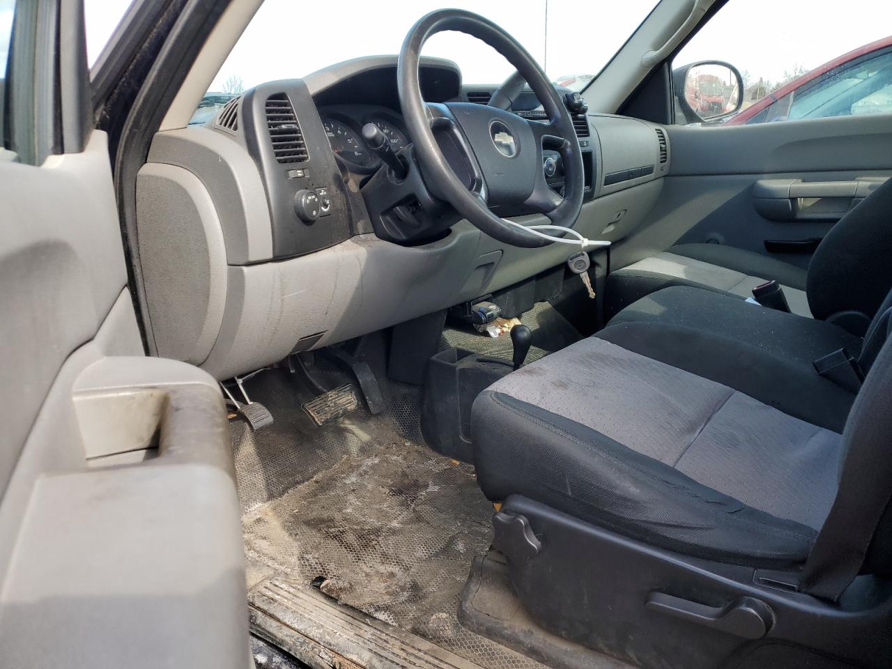2009 Chevrolet Silverado - Image 8