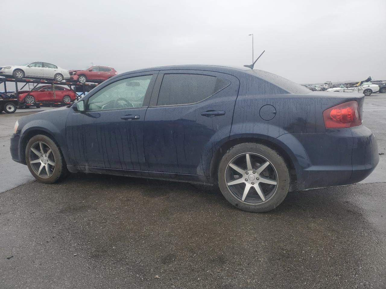 2013 Dodge Avenger - Image 2