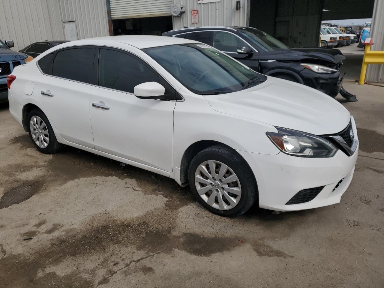 2019 Nissan Sentra - Image 4