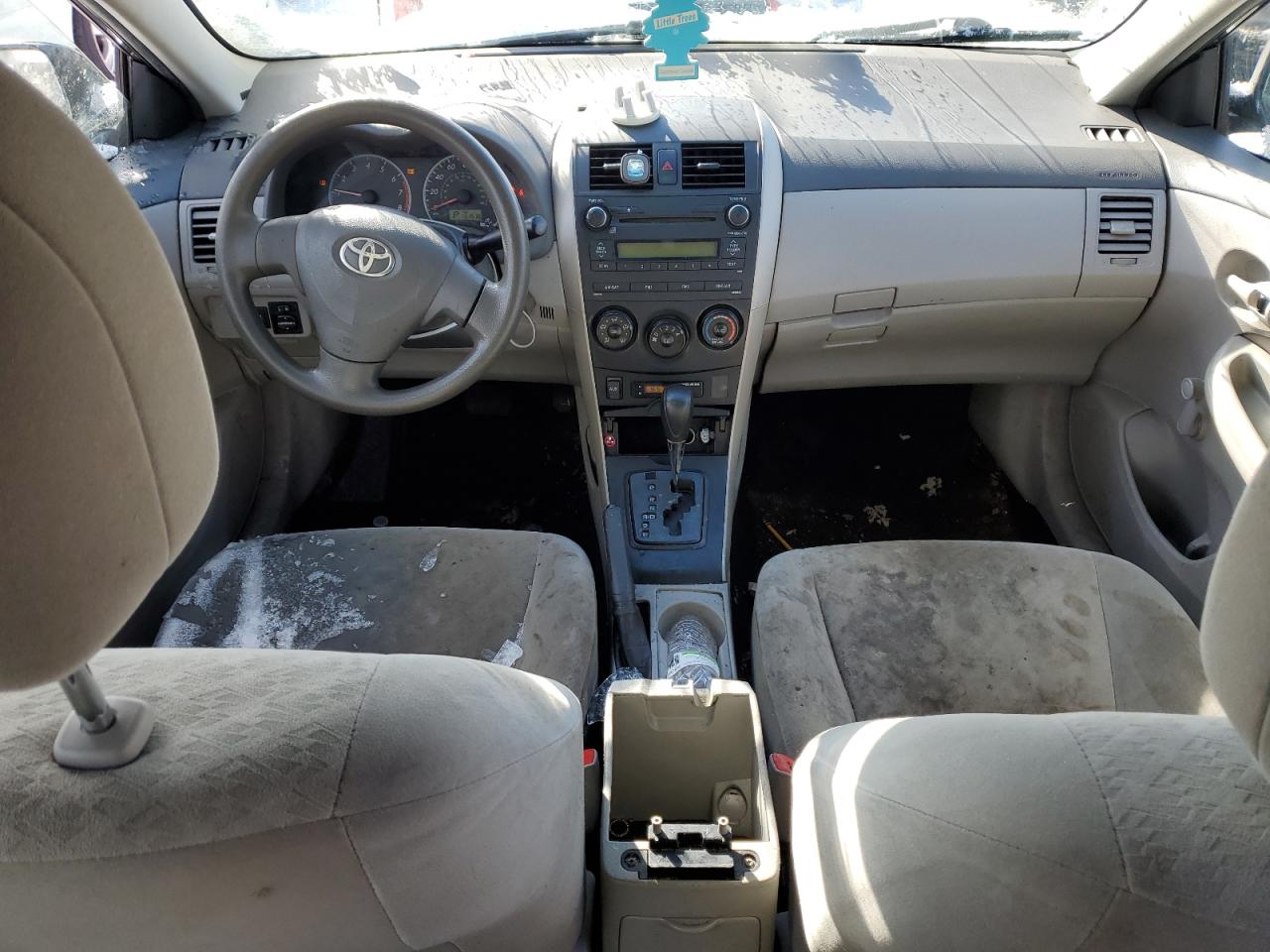 2010 Toyota Corolla - Image 8