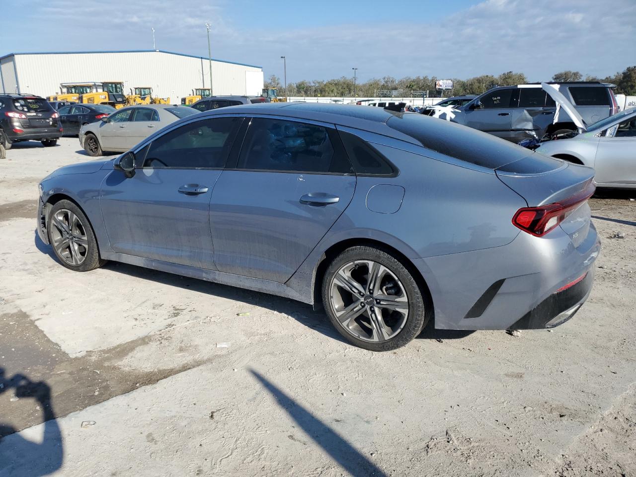 2023 Kia K5 - Image 2