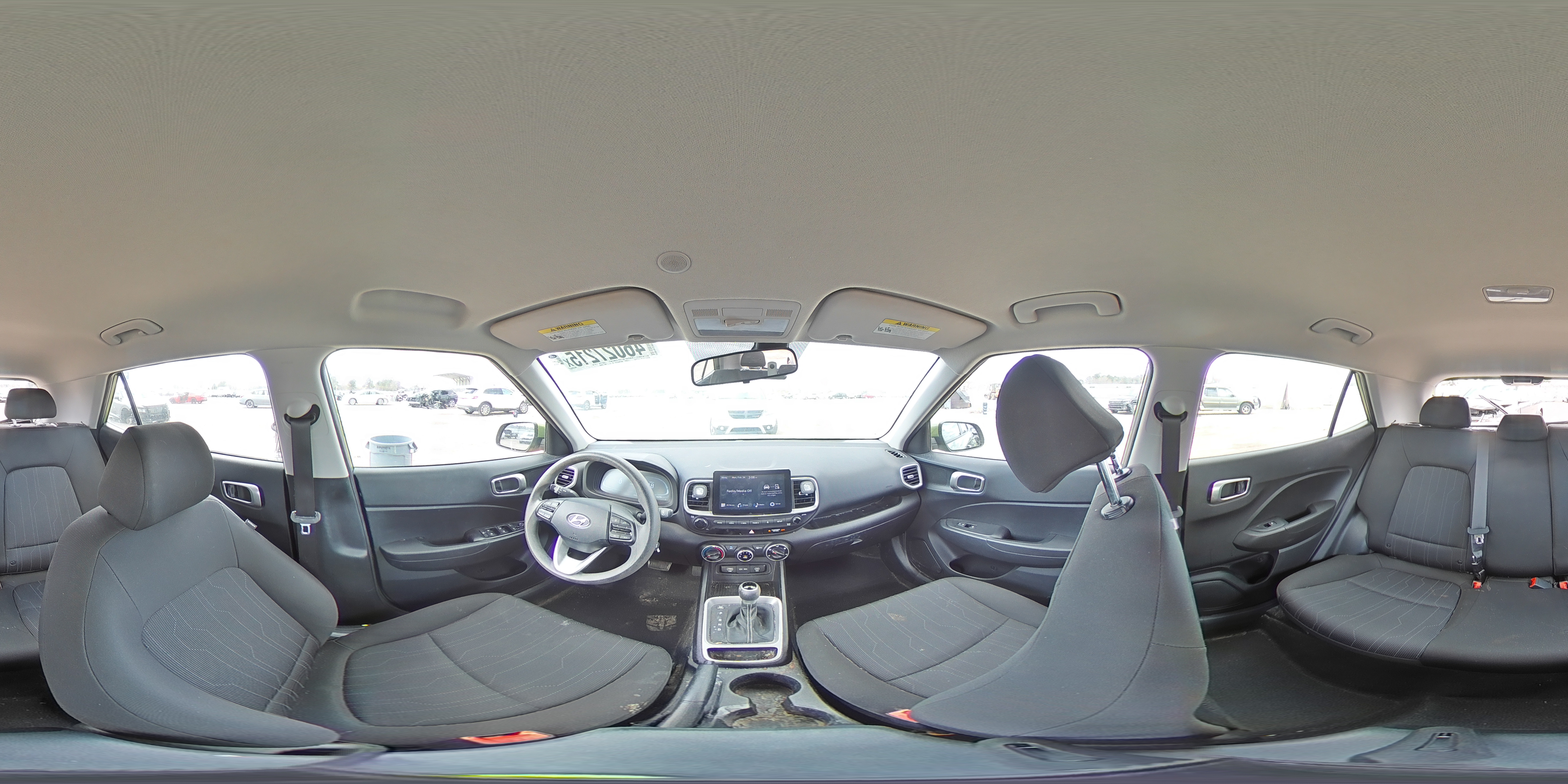 2023 Hyundai Venue - Image 13