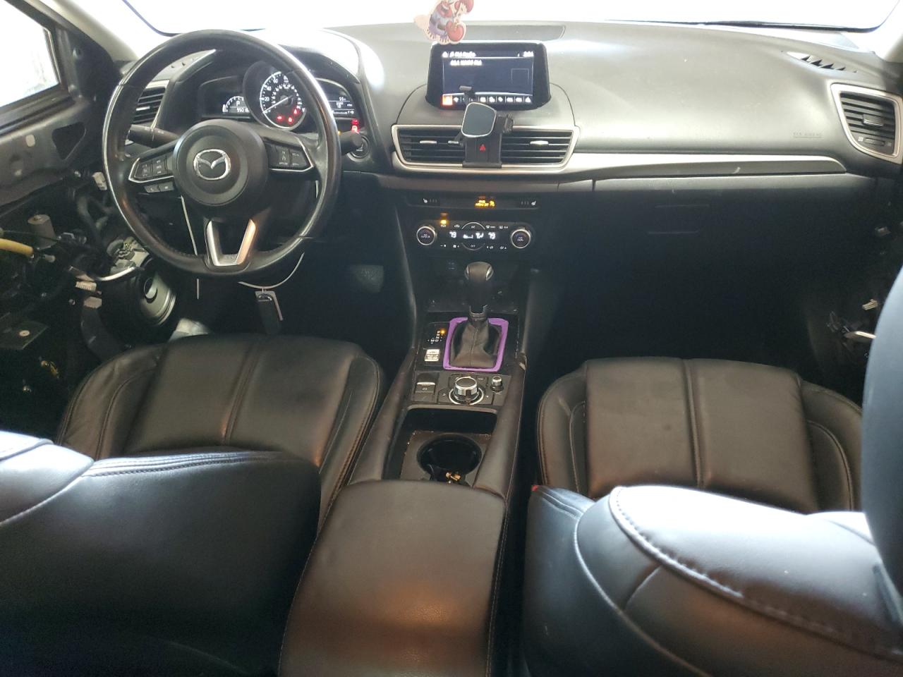 2018 Mazda 3 - Image 8