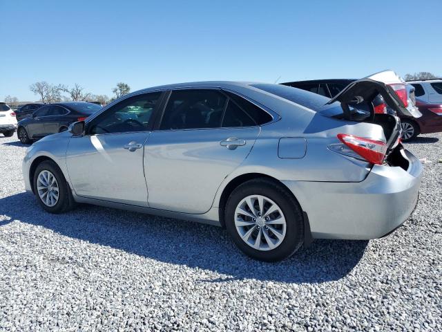  TOYOTA CAMRY 2015 Серебристый